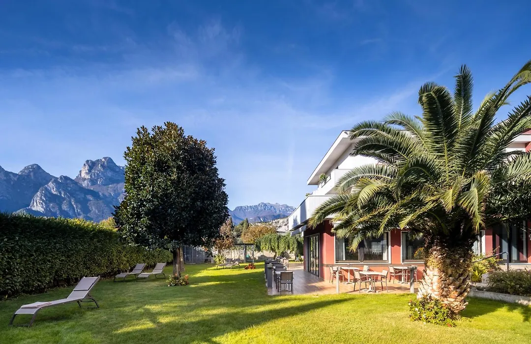 Hotel Villa Claudia-1